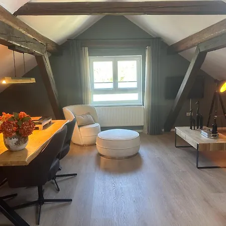 Fact Apartment *