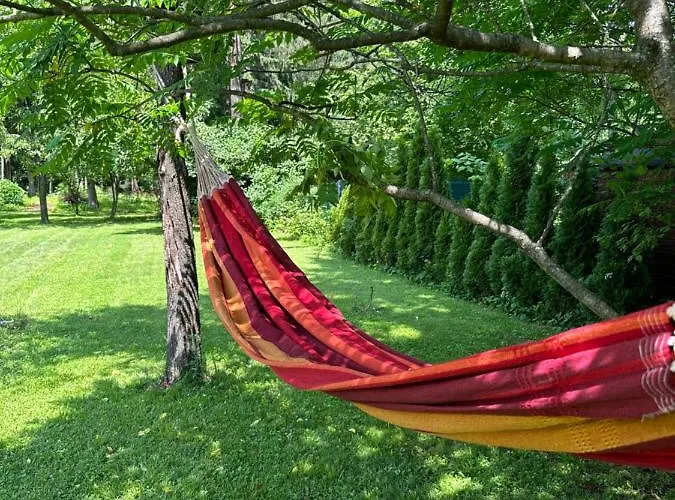 شقة Fact أرنولدشتاين